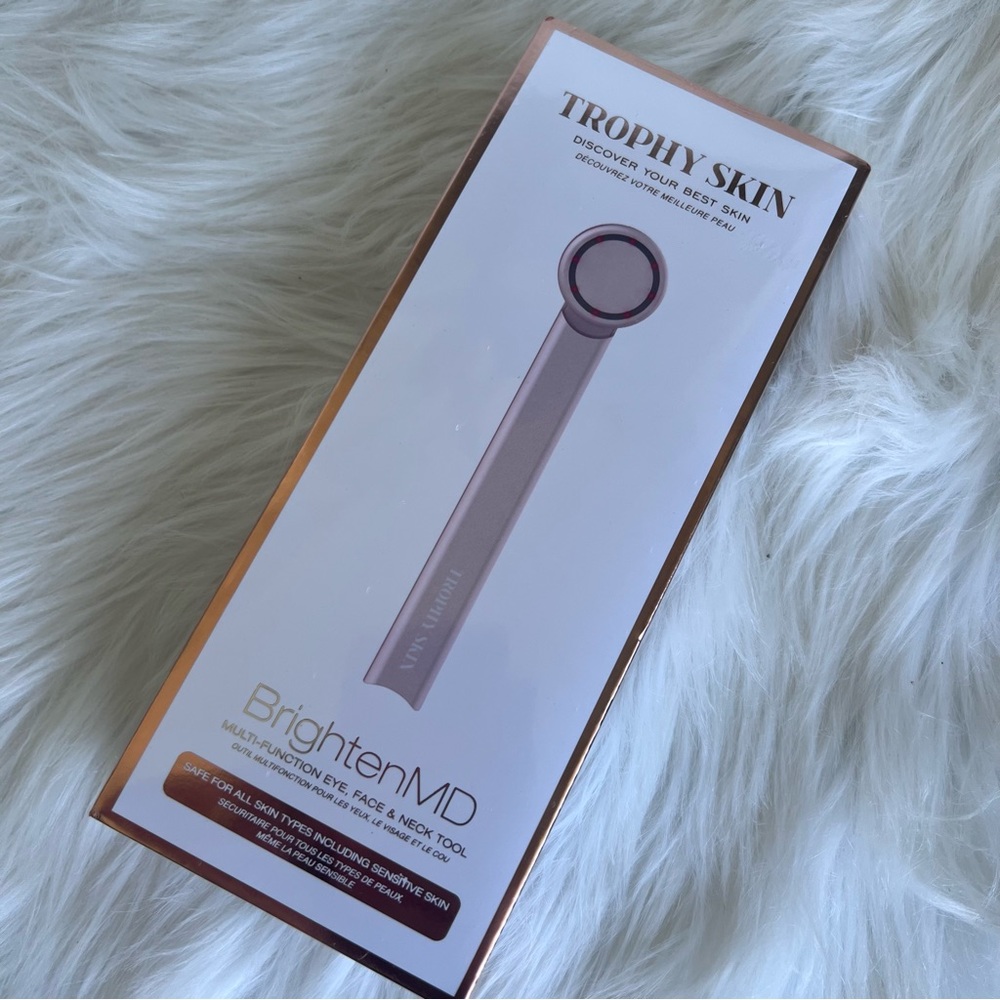 Trophy Skin New in package “Brighten MD”
